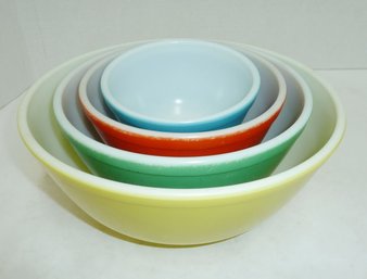 Vintage PYREX Primary Color Mix Bowl SET