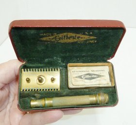 Vint. Gillette Safety Razor In Case 1924