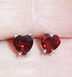 Red Heart Earrings Mkd On The Backs 14k