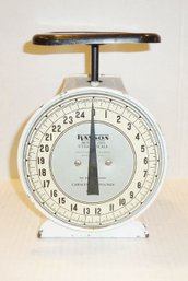 Vintage 25 Lb Hanson Scale