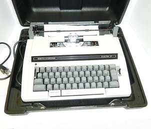 Smith Corona Electric Typewriter In Case