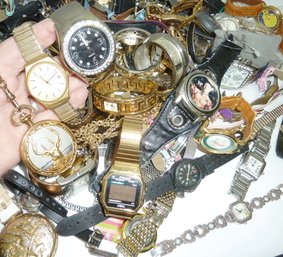 HUGE LOT Wristwatches, Watches