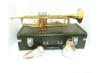Yamaha Trumpet In Case YTR2335