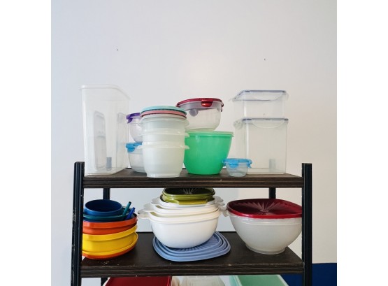Shelf Lot: Tupperware Bowls And Lids (Garage)