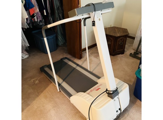 Dp Health Trac III Treadmill - 1 Hp / 6 Mph (Upstairs)