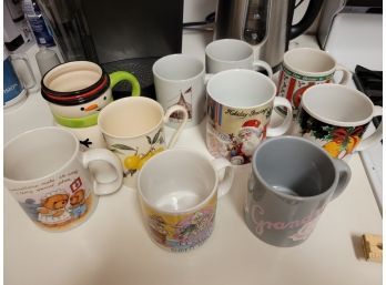 Mug Lot # 2 (kitchen)