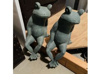 Pair Of Sitting Garden Frogs (Basement)