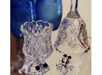 Set Of 4 Crystal Glass Items (Does Not Include Blue Glass)(Shelf Cabinet Foyer)