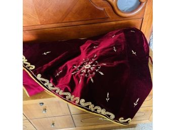 Velvet Embroidered Tree Skirt (Upstairs Bedroom)