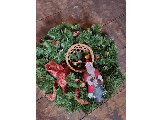 Christmas Wreath (Attic)