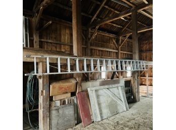 Long Extension Ladder (Barn)