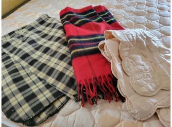 Set Of 3 Lap Blankets (Bedroom 3)