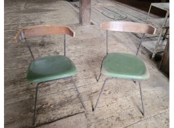 Pair Of Vintage Chairs (barn)