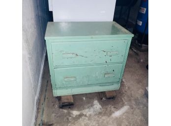 Small Green Chest Of Drawers (Basement)