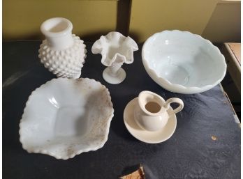 Misc White Dish Lot (Great Room)