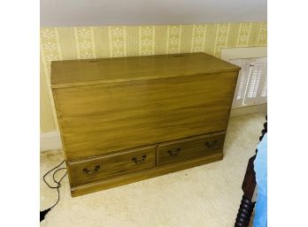 Cedar Chest With Drawers (Bedroom 5)