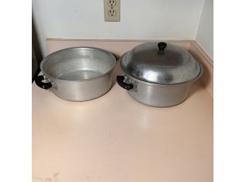 Lot Of 2 Ware-ever Pots (#3837 Kitchen)