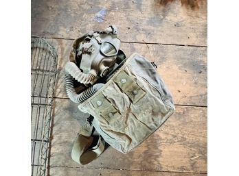 Military Gas Mask In Carrying Bag (Attic)