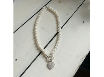 Pearl Necklace With Rhinestone Heart