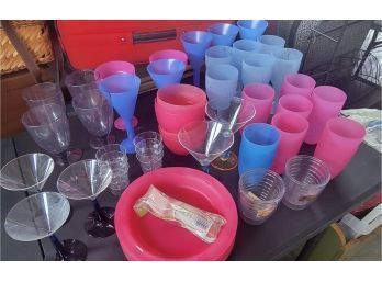 Lot Of Plastic Picnic- Party- Beach Cups Bowls And Plates