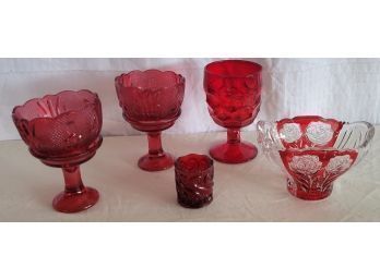 Vintage Red Glass Lot (Bin 16)
