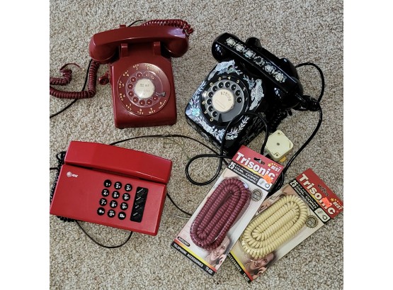 Vintage Telephone Lot (Great Room)