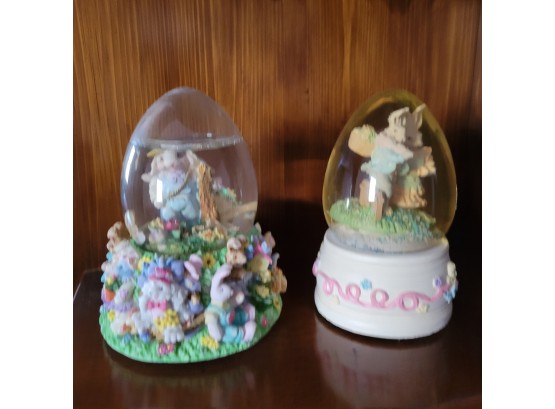 Set Of 2 Musical Easter Globes (Great Room)