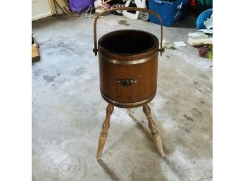 Vintage Bucket On Stand With Eagle Motif (Garage)