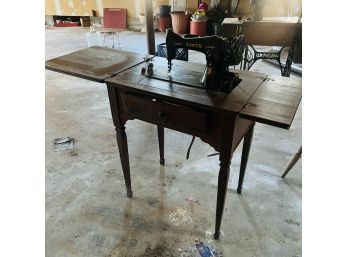 Antique Singer Sewing Machine In Table (Garage)