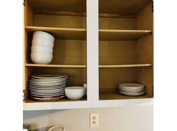 Better Homes & Gardens White Dishes And More (Kitchen)