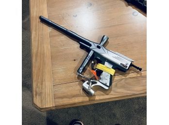 Piranha GSX Paintball Gun (Basement)