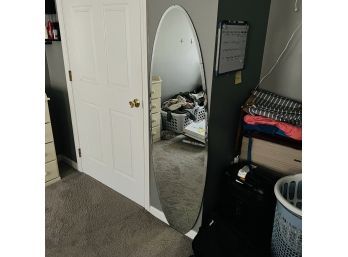 Oval Mirror (Bedroom 3)