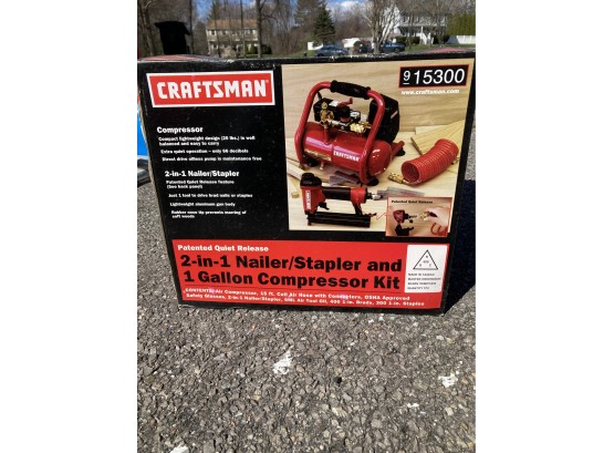 Craftsman 2-in-1 Nailer/Stapler And 1 Gallon Compressor Kit