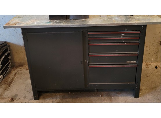 Black Metal Craftsman Work Bench With Drawers And Cabinet