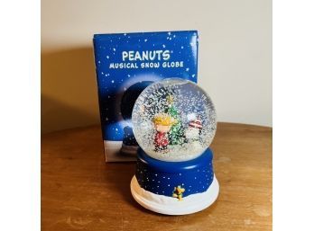 Hallmark Peanuts 50th Anniversary Musical Snow Globe