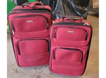 Set Of 2 Stratus Red Suitcases