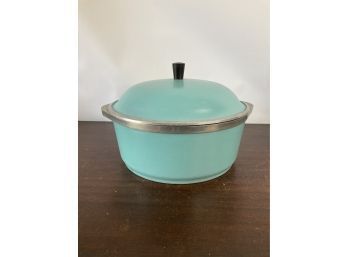 Vintage Club Turquoise Cast Aluminum Round Dutch Oven With Lid