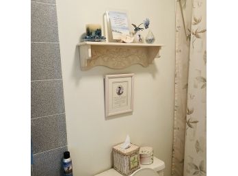 Bathroom Shelf With Tissue Holder And Box (Upstairs)
