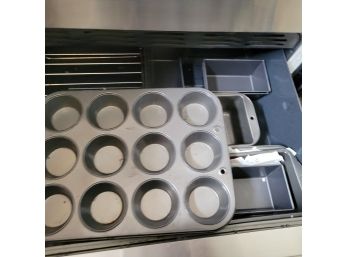 Stove Contents Broiler Pans, Cookie Sheets And Muffin Pans