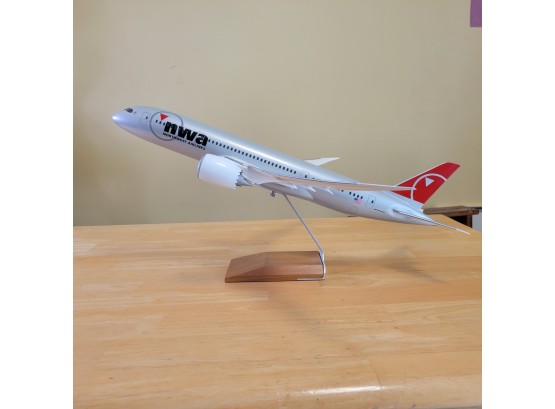Rare!! Pacmin NWA Northwest Airlines Boeing 787-8 1:100 Model Plane