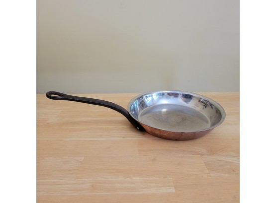Matfer Bourgeat Copper Frying Pan With Cast Iron Handle