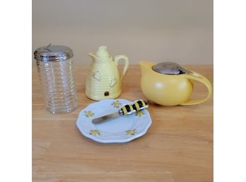 Bee Lovers Tea Set