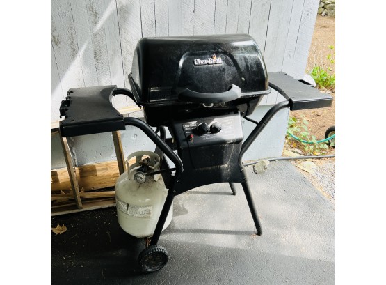 Char-Broil Grill With Propane Tank (Garage)