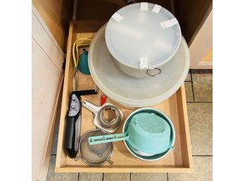 Cabinet Lot Including Vintage Tupperware Container