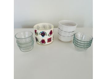 Bowl Lot Including Vintage Raisins Plastic Bowls And Pyrex Glass Bowls