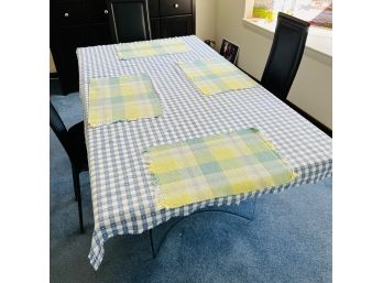 Checked Tablecloth And Placemats (Dining Room)