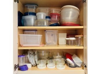 Kitchen Cabinet Lot With Storage Containers
