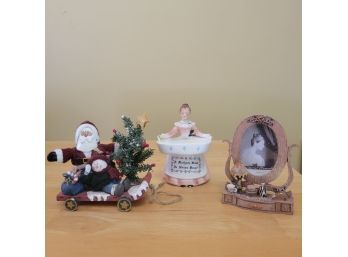 Christmas Ornament, Frame And Sponge Holder