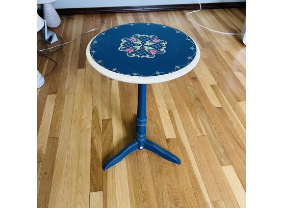 Painted Round Pedestal Table (Bedroom 1)