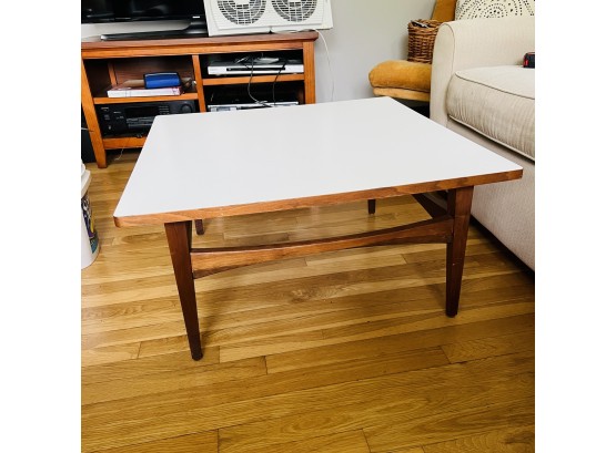 Vintage Coffee Table With Laminate Top (Living Room)
